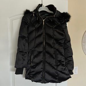 Black quilted fitted jacket